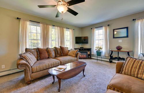 Quiet Killingworth Rental with Deck and Grill! - Foto 5