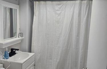 Super Comfy Entire Home - Foto 18