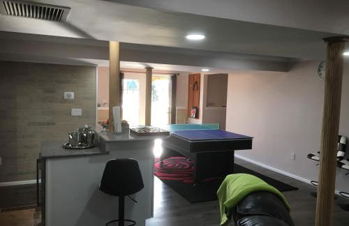 Privacy, entertainment, comfort galore 2 BR LR 1BA Home Theater, Pool Table - Foto 8