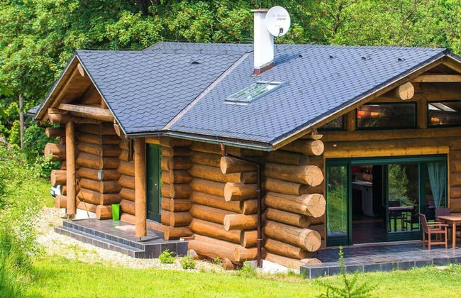 Spacious Holiday Home With Internet - Photo 35