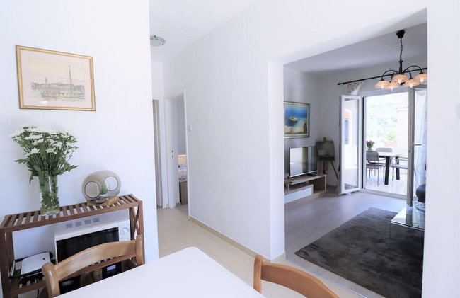 Villa Mendula Trogir - Luxury villa by the beach - heated pool - lush green garden - Photo 59