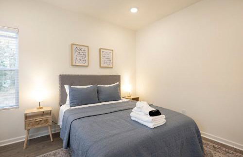 5 Min to Elon - 7 Min to Downtown - Washer and Dryer - Foto 59