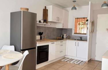 Holidays font mourrier - Foto 13