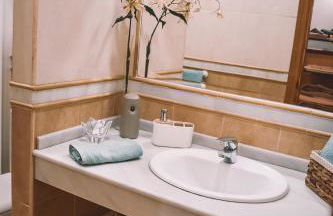 Maravilloso apartamento con jardín y barbacoa - Photo 18