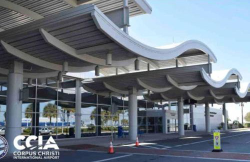 Spacious 3BR Retreat with Pool and Prime Location - Foto 10