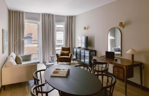 Native King’s Wardrobe, St. Paul’s - Foto 50