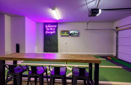 WeHo Nashville Home, Geodis Park, Mini-Golf, Arcade, 10min to Downtown! Sleeps 10! - Foto 2