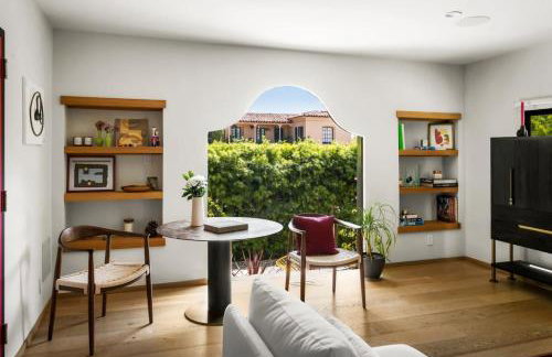 NEW! High-End Spanish Duplex | Luxury 3BR - Foto 2
