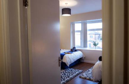Near Uni and Hospital - Long Stays - Fast Wi-Fi - 15 Mins to City - Foto 36