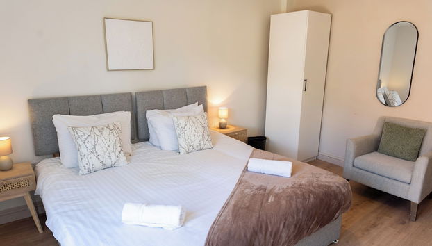 Hosta House - Photo 4, Room