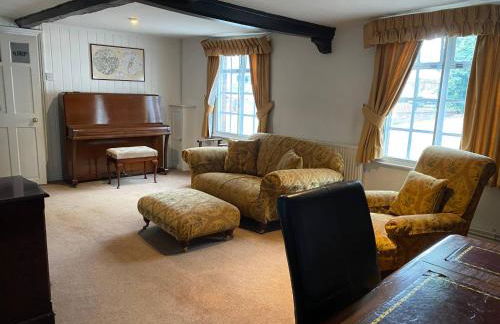 4 BR 2 Bathroom House Parking Garden St Neots Town Centre - Foto 49