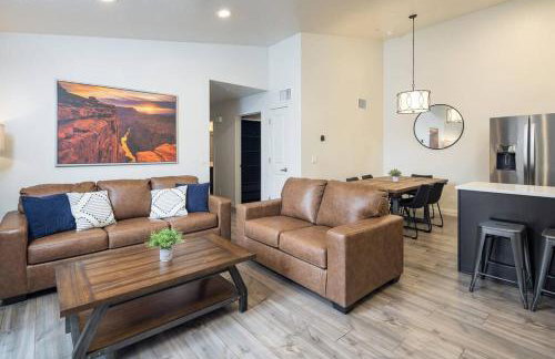 6K Top Floor Moab RedCliff Condo, POOL & HOT TUB - Foto 1