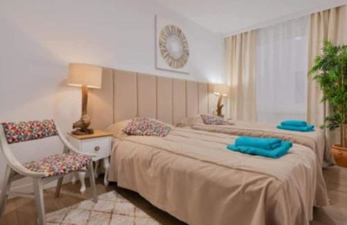 Apartamento Antonio with sea view,Torrevieja,50 m from Playa Acequion plus swimming pool - Foto 8