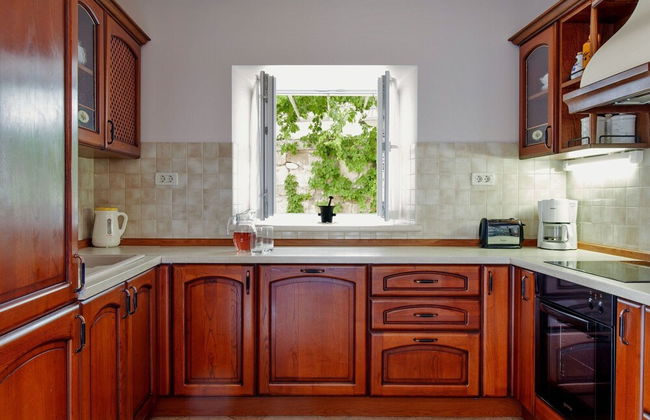 Villa in Selca With Pool Near Adriatic Sea - Photo 9