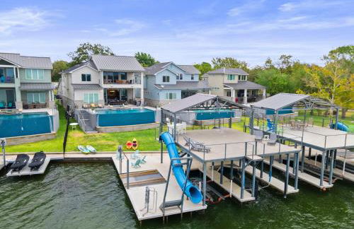 Luxury Waterfront Home with Swimming Pool Hot Tub and 2 Boat Slips - Foto 1