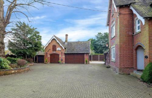 Luxury Detached House in Large Private Grounds, with Outdoor Jacuzzi and Sauna - Foto 52