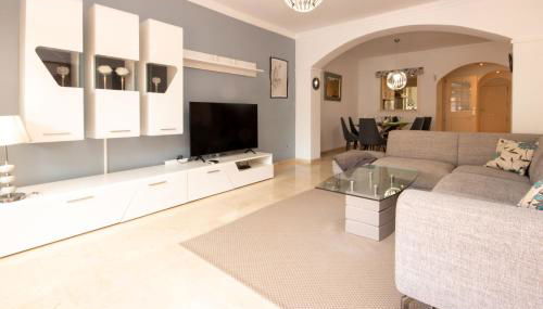 Ground Floor Apartment, Los Jardines de Santa Maria Elviria - Photo 2