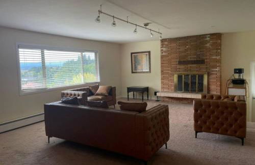 Spacious Wine Country Home Near Hagg Lake 4 Queen Beds Pet Friendly - Foto 2