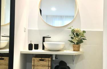 Castro Holidays - Apto C Nuevo Céntrico con Garaje Gratis - Photo 7