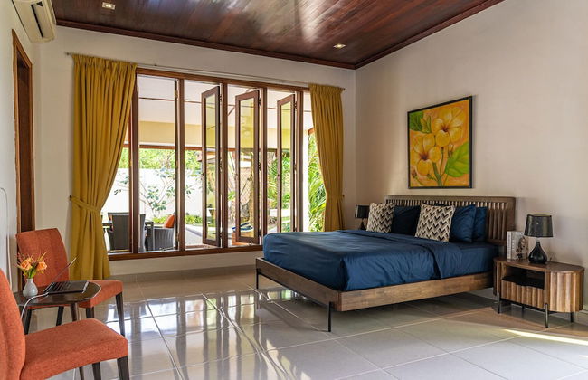 The Villa - Luxury Private Pool Villa - Photo 25