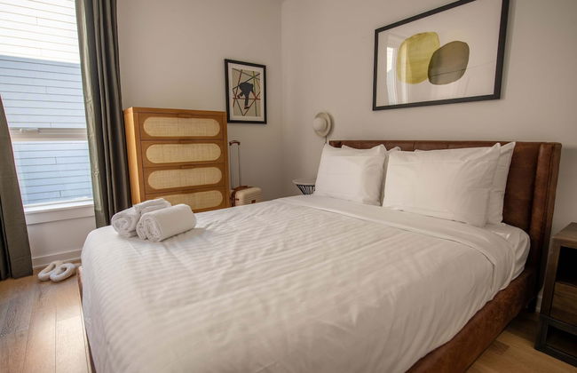 Sosuite NEW 2BR Apt w W D Split Level - Foto 12