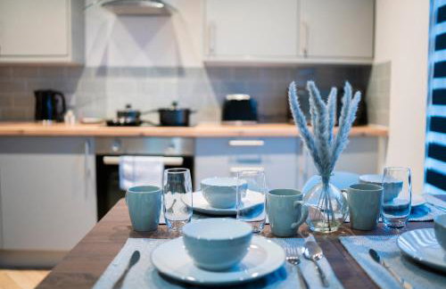 Stylish Self Check In Wigan Town Centre Apartment with Fast WiFi Ideal for Long Stays and Contractor Stays - Foto 8