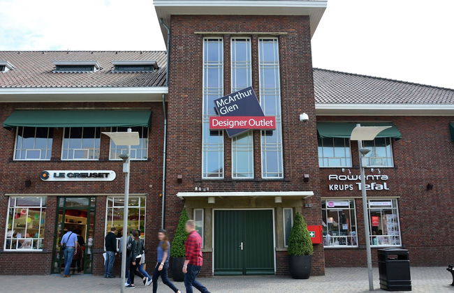 Tail-wagging Lake Escape - Photo 30