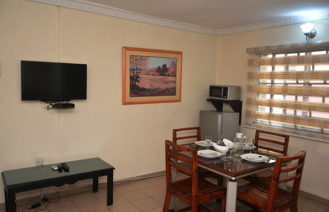 Flat 7 a and b - Photo 10