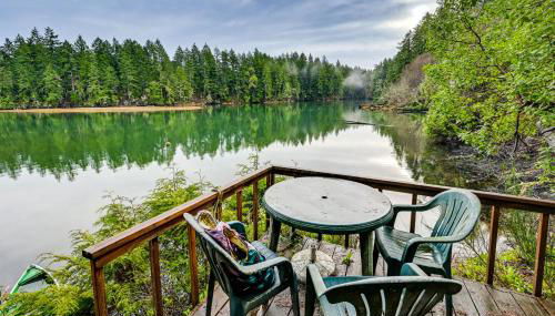 Steps to Shore Seaside Olympia Retreat with Hot Tub - Foto 4