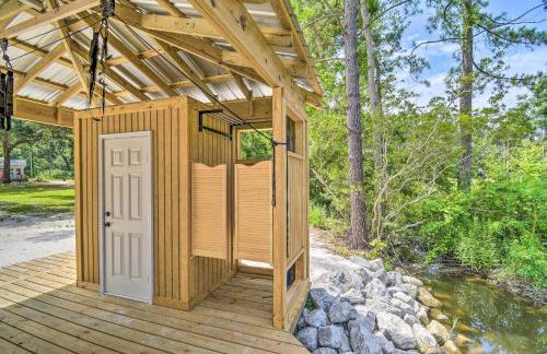 Riverside New Magnolia Springs Home with Dock, Beach - Foto 30