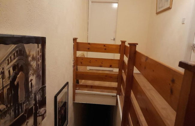 Immaculate 3-bed House in Middlesbrough With Wifi - Foto 2