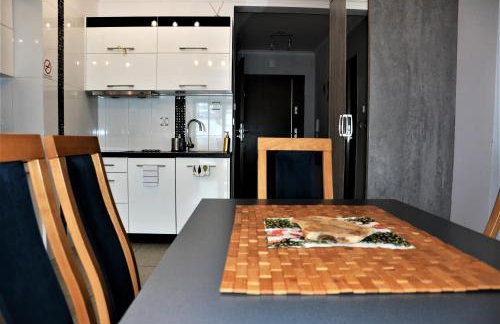 My Universe Mezzanine Apartment Tęczowe Wzgórze - Photo 13