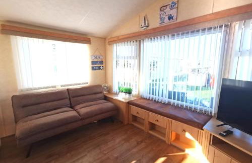 Sea and Mountain view Sunbeach Holiday Snowdonia - Photo 13