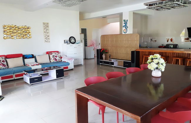 Ocean Heart Hotel - Photo 2