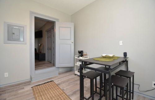 SuperValue Suite #9 @ East End Revitalized - Foto 15