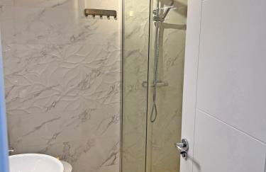 Estación Tren Reformado 2 habitaciones - Photo 30