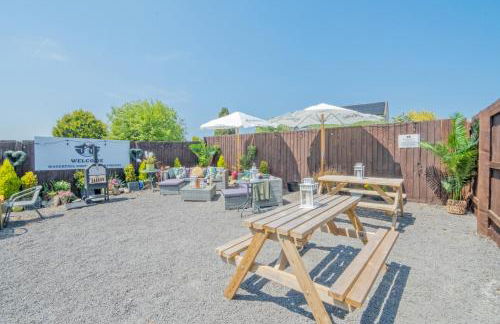 Private Pub-Group Stays Brecon Beacons Alderfalls - Photo 8