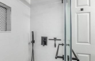 Huge 3BR Urban Gem just 3 miles to NYC plus Free Parking - Foto 7