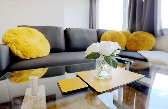 NEC Airport Interchange Apartments - Foto 1