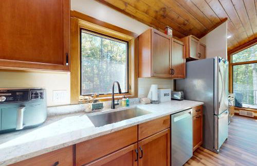 Lakeside Lodge - Photo 11