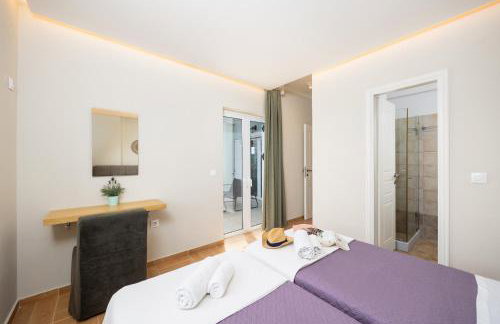 Villa Ioanna Agios Stephanos - Photo 41