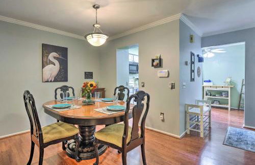 Burke Family Home with Deck and Easy City Access! - Foto 8