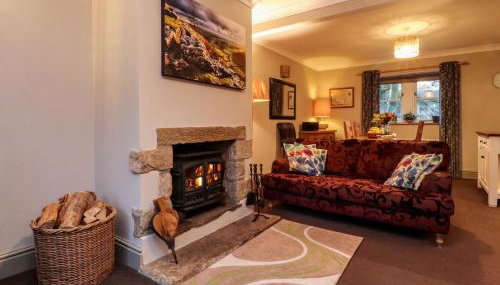 Woodside Cottage - Photo 3