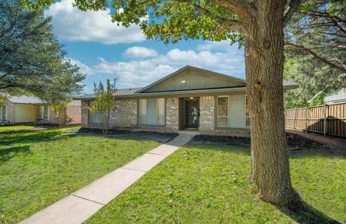 Stunning 4BR 2BA Hot Tub Cozy Holiday Home in Plano - Foto 29