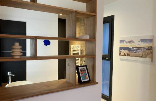 T2 vue sur le port jacuzzi terrasse et parking - Foto 13