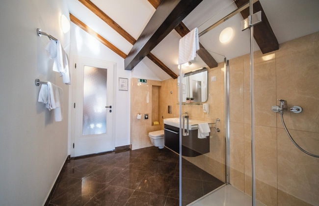 SUNce Palace Apartments with free offsite parking - Foto 28