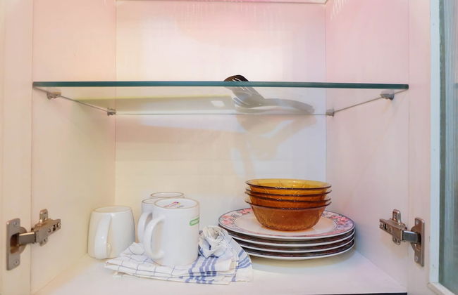 Homey & Vintage 2BR @ Sudirman Park Apartment - Photo 16