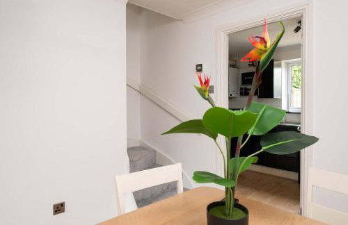 Comfortable 2 Bedroom Home with Parking in Taunton - Foto 17