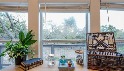 Spacious Resort with 2 Cabins on 3 Acres - Foto 3, Garden view