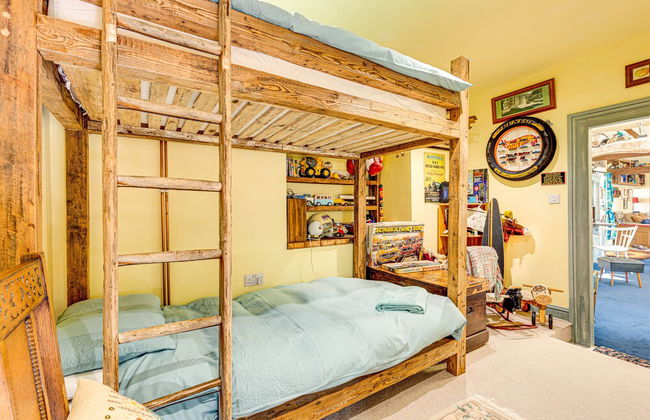 Family Country Cottage With a Private Valley View - Foto 6